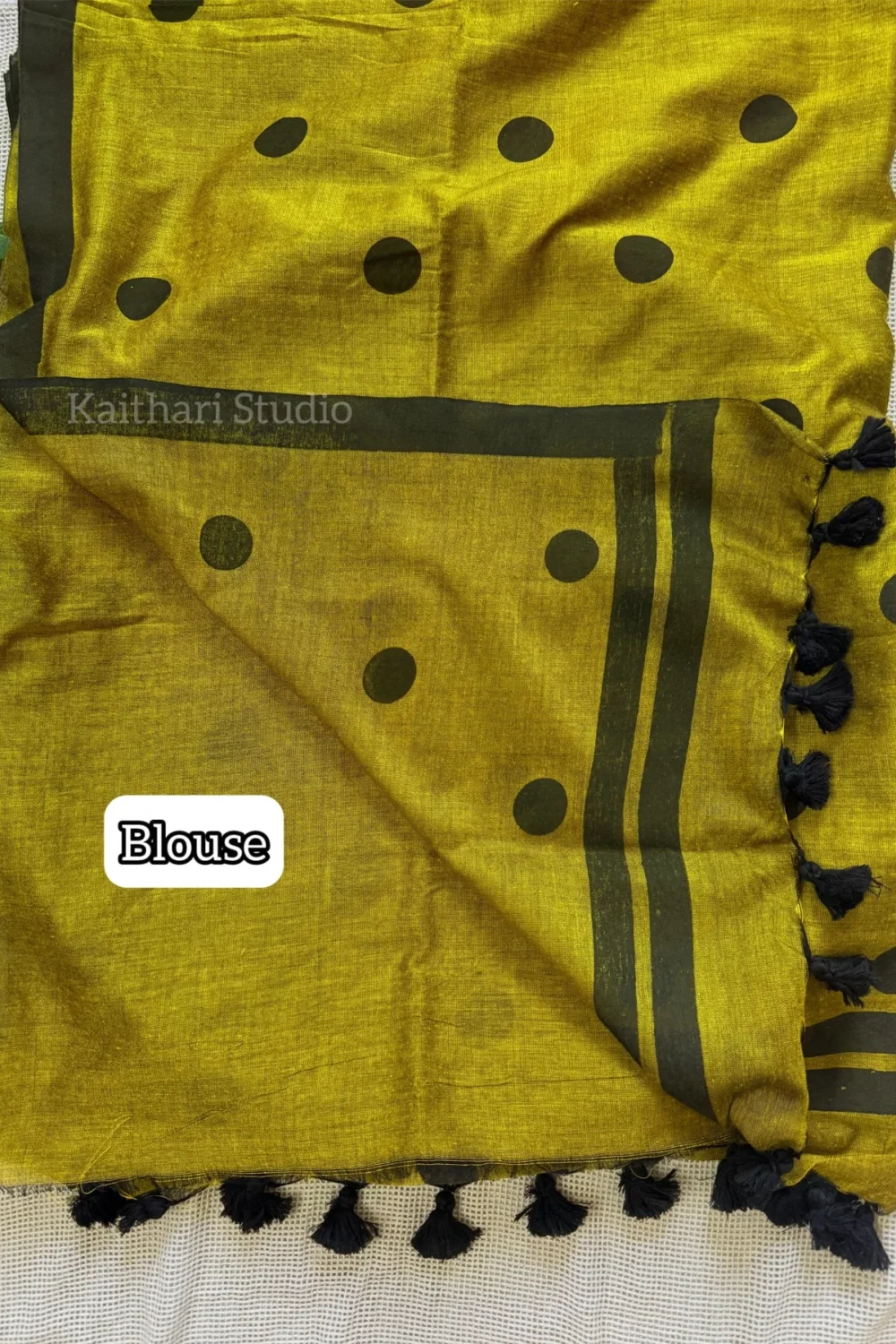 Polka dots saree - Mehendi green - KS071 - Image 3