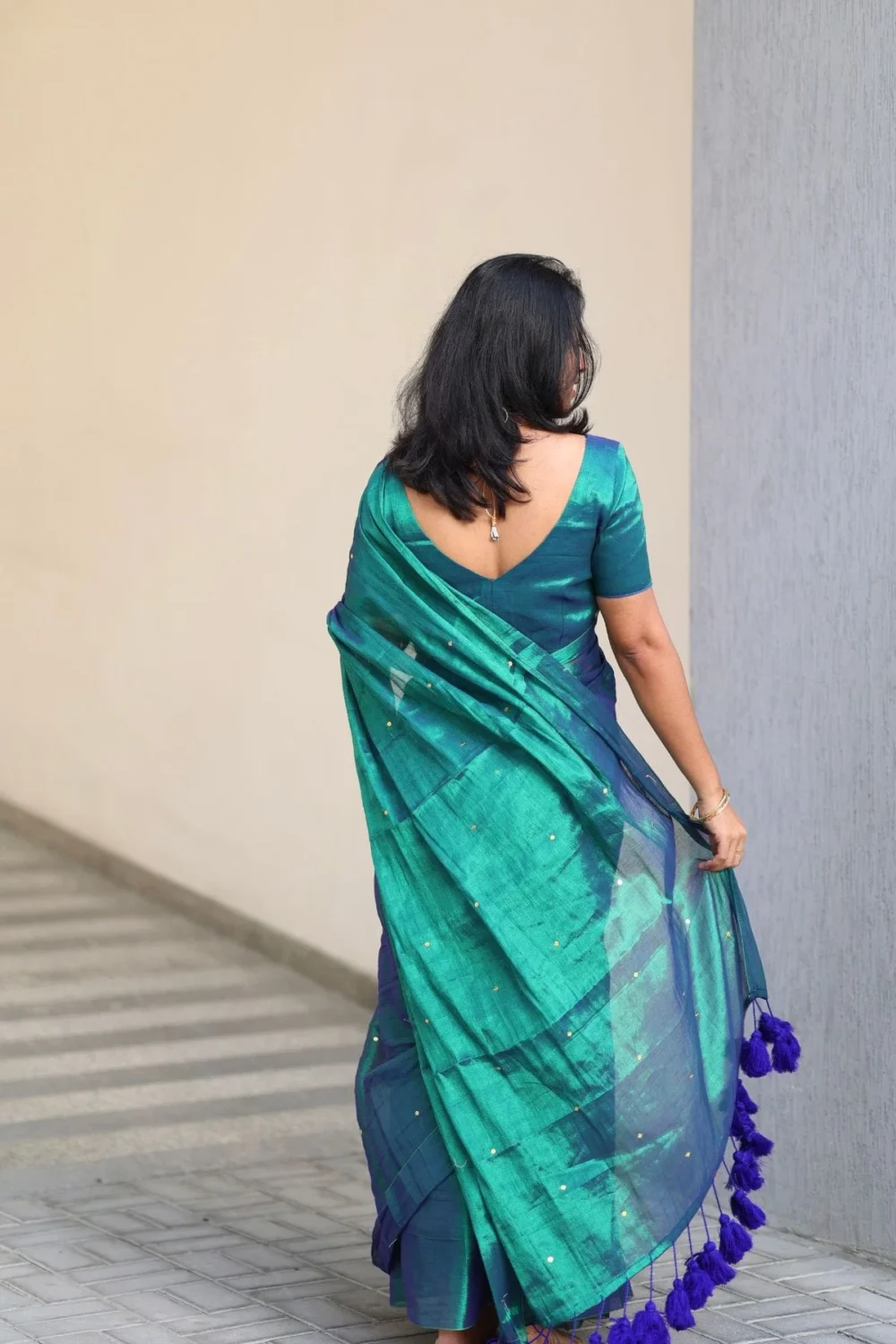 Premium Quality Tissue Saree - Peacock Green - KS074 - Image 7