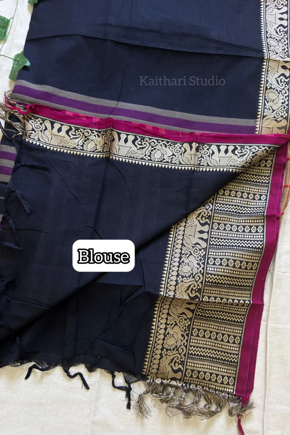 Narayanpet Big border – Black - <span>KS079</span> - Image 3