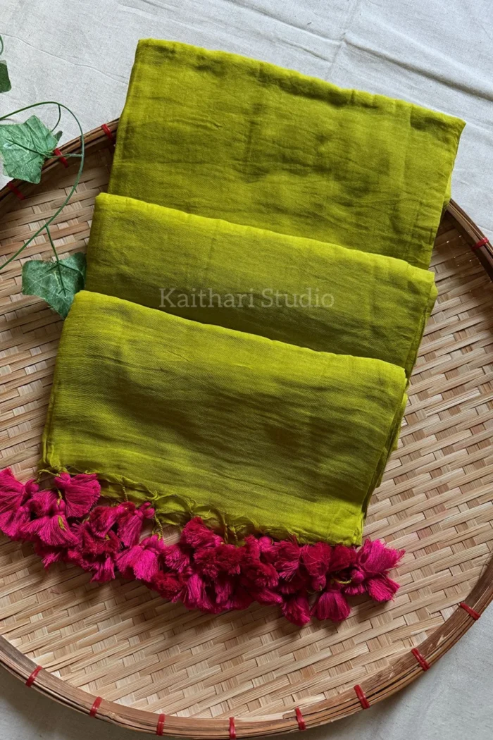 Lime green plain mul cotton <span>- KS114</span>